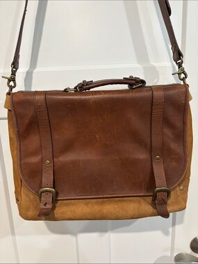 Vintage Leather Messenger Bag adjustable strap
